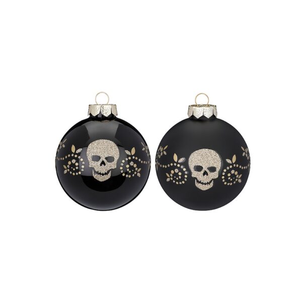 Weihnachtskugeln in Schwarz mit Totenkopf